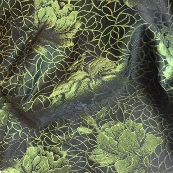 Alice & Olivia Floral Jacquard Crop Top - Picture 3 of 9